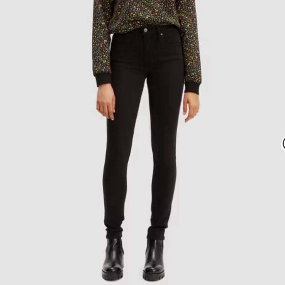 Women’s Classic Black Skinny Jeans – Size S,